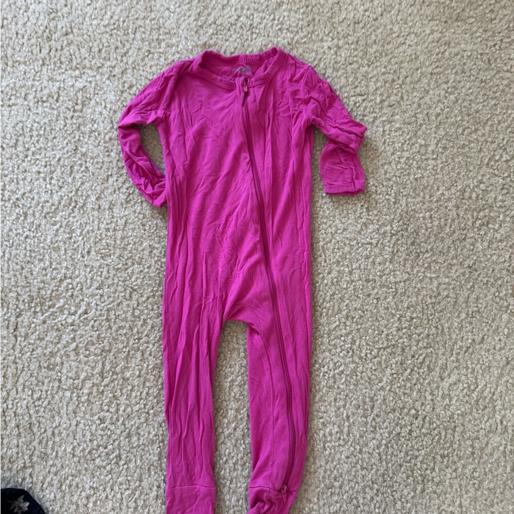 Kyte BABY Pink Footies Pajamas Soft Stretchy Fabric EUC Raspberry